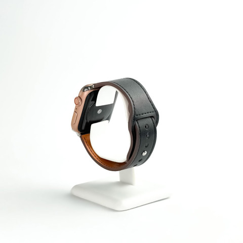 Кожаный ремешок Leather Rivet Clasp на Apple Watch 38/40/41mm Black Кожаный ремешок Leather Rivet Clasp на Apple Watch 38/40/41mm Black